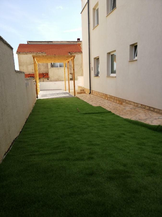 Kuca Za Odmor Postonjski Maslenica Exterior photo